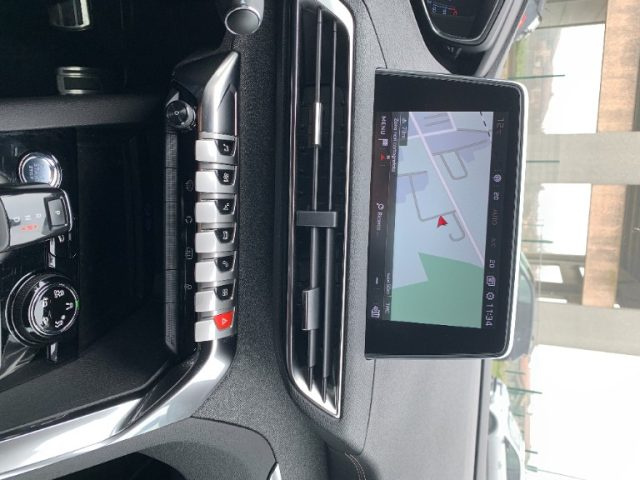 PEUGEOT 5008 usata, con Fari Xenon