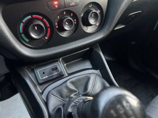 FIAT Doblo usata, con Climatizzatore