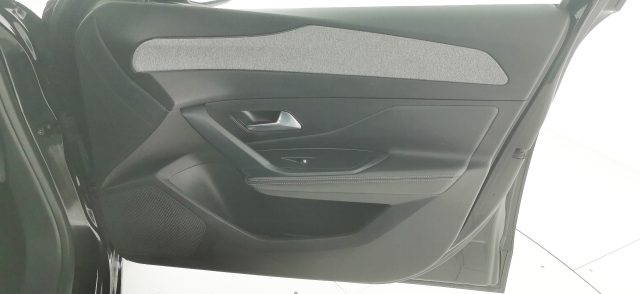 PEUGEOT 308 usata, con Android Auto
