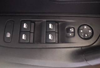 PEUGEOT 2008 usata 16