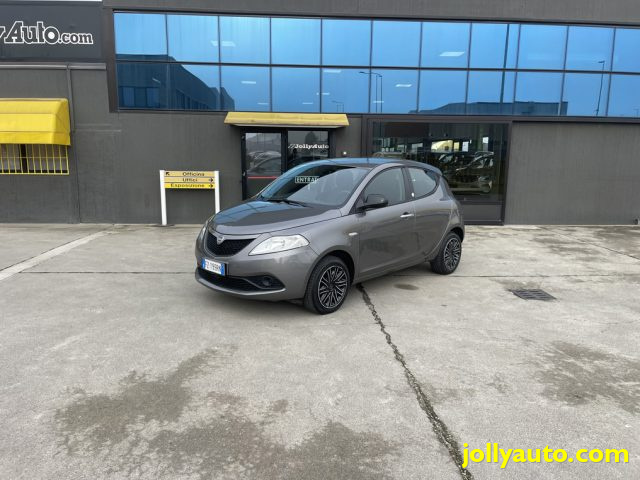 LANCIA Ypsilon usata, con ABS