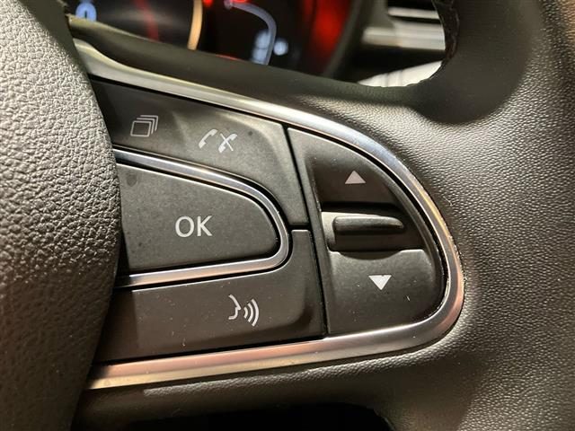 RENAULT Kadjar usata, con Sensori di parcheggio anteriori