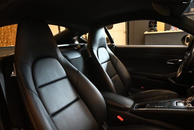 PORSCHE Cayman usata 32