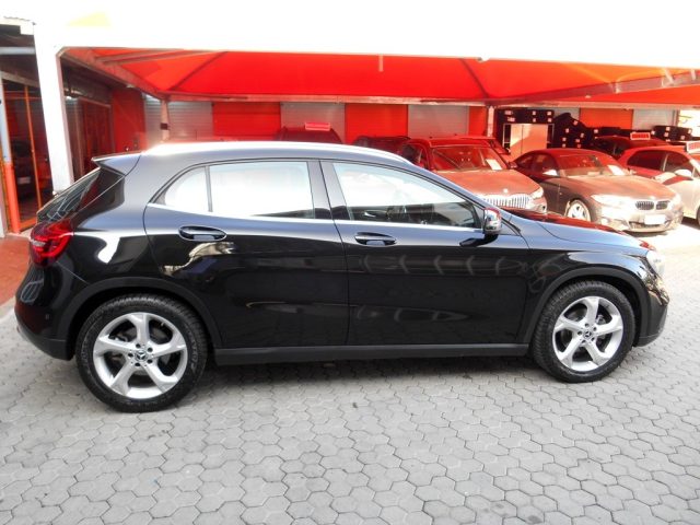 MERCEDES-BENZ GLA 180 usata, con Airbag Passeggero