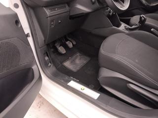 PEUGEOT 208 usata 37