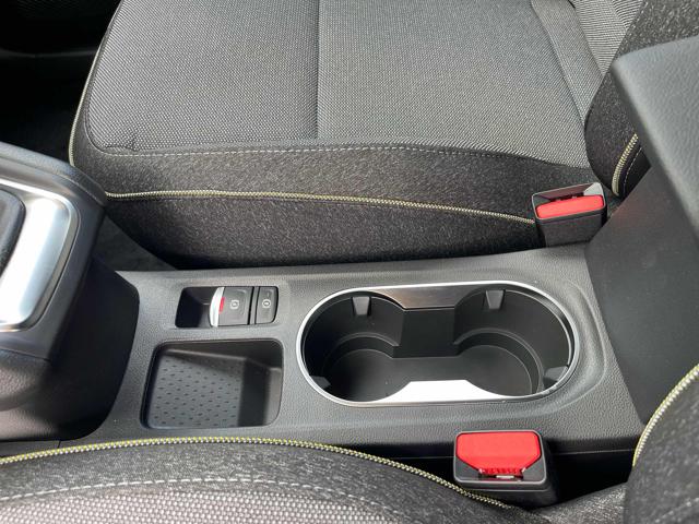 RENAULT Captur usata, con Bracciolo