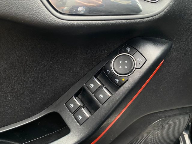 FORD Fiesta usata, con Volante multifunzione