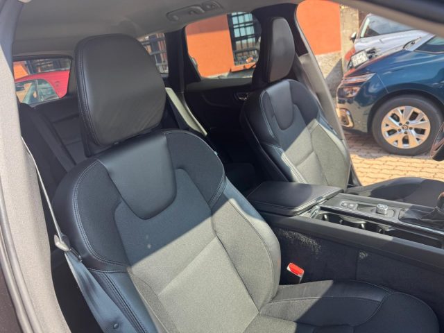 VOLVO XC60 usata, con Park Distance Control