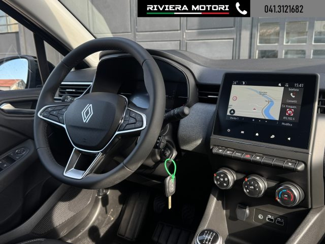 RENAULT Clio usata, con Autoradio