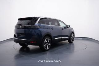 PEUGEOT 5008 usata, con Autoradio