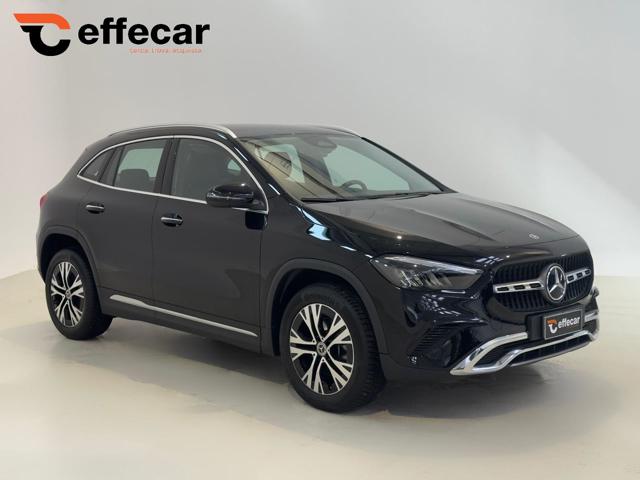 MERCEDES-BENZ GLA 200 usata, con Airbag laterali