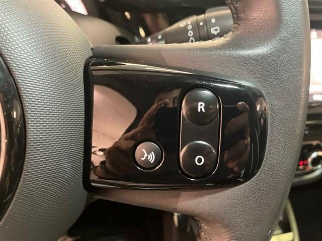 RENAULT Twingo usata, con Sensori di parcheggio posteriori