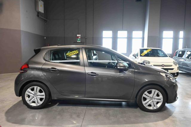PEUGEOT 208 usata, con Airbag Passeggero