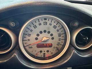 MINI Cabrio usata, con Park Distance Control