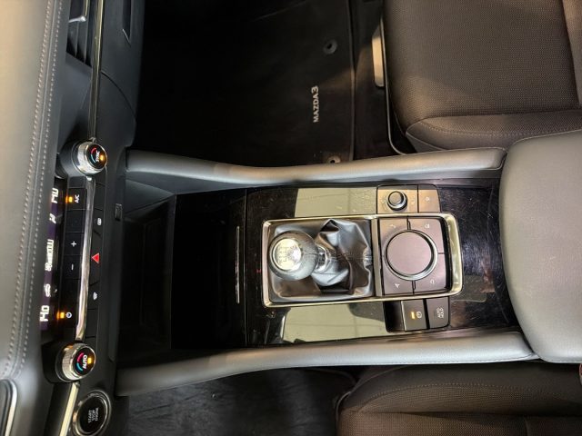 MAZDA 3 usata, con Cerchi in lega