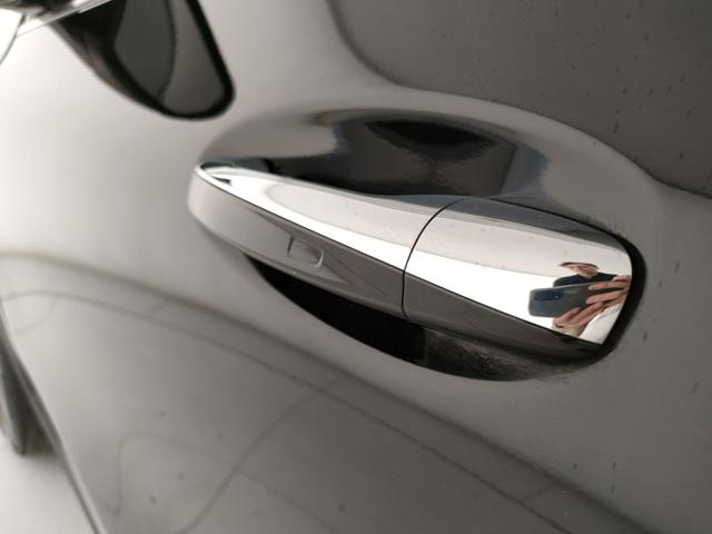 MERCEDES-BENZ GLA 200 usata, con Climatizzatore