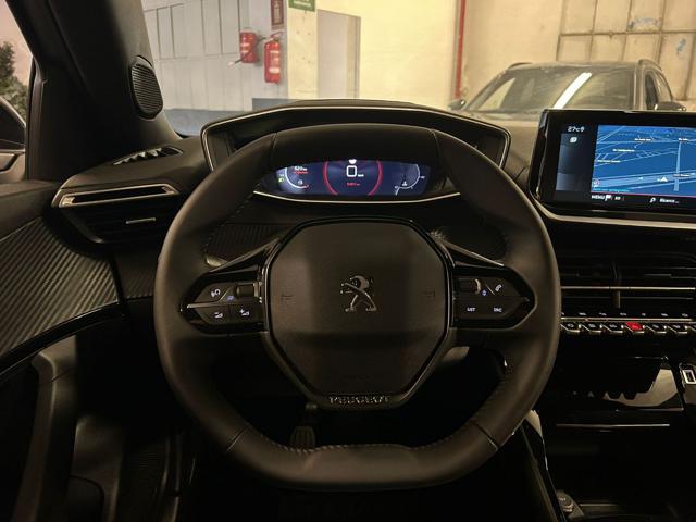 PEUGEOT 2008 usata, con Cruise Control