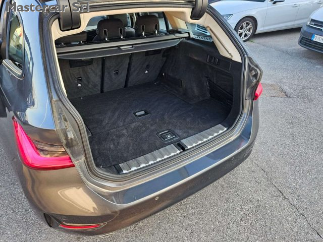 BMW 318 usata, con Volante in pelle