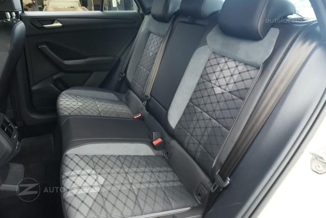 VOLKSWAGEN T-Roc usata, con Specchietti laterali elettrici