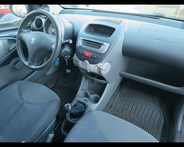 PEUGEOT 107 usata 4