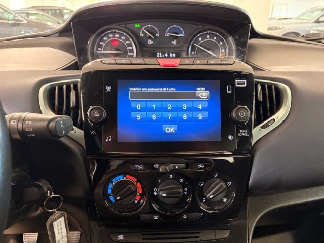 LANCIA Ypsilon usata 18