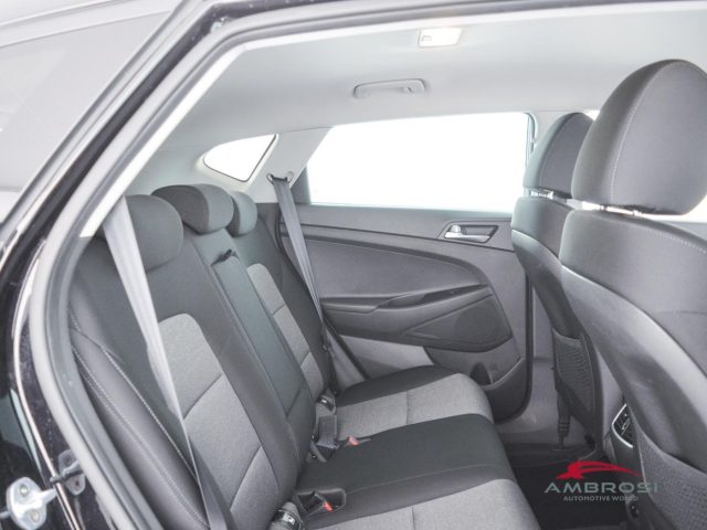 HYUNDAI Tucson usata 10
