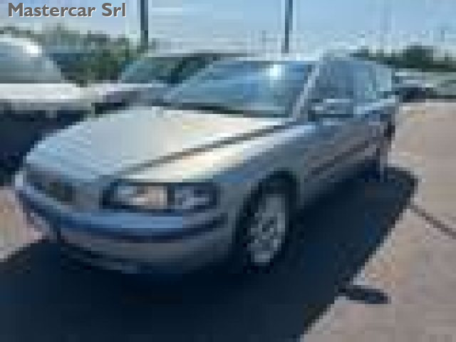 VOLVO V70 usata 0