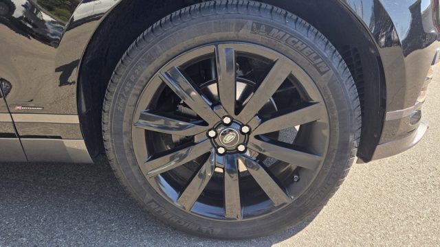 LAND ROVER Range Rover Velar usata, con Autoradio