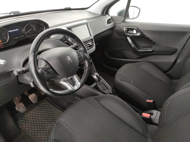 PEUGEOT 208 usata, con Cerchi in lega