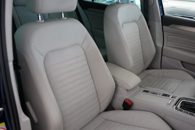 VOLKSWAGEN Passat Variant usata, con Start/Stop Automatico
