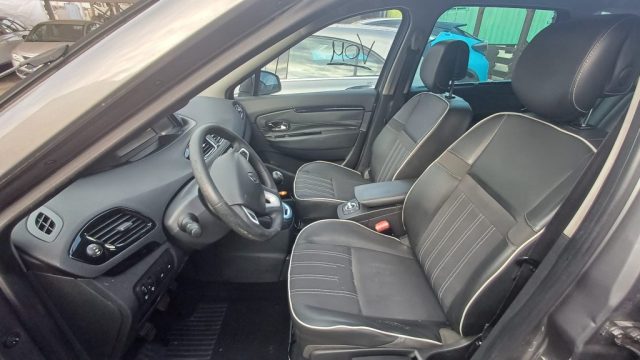 RENAULT Scenic usata, con Chiusura centralizzata