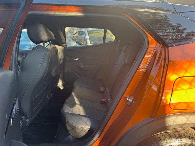 PEUGEOT 2008 usata, con Boardcomputer