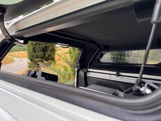 MERCEDES-BENZ X 250 usata, con Sistema di chiamata d
