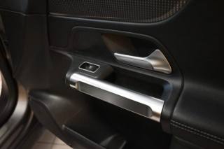 MERCEDES-BENZ GLB 180 usata 132