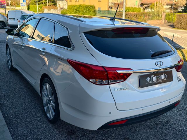 HYUNDAI i40 usata, con Alzacristalli elettrici