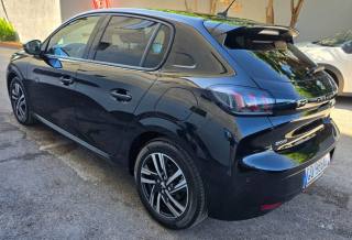 PEUGEOT 208 usata, con Autoradio