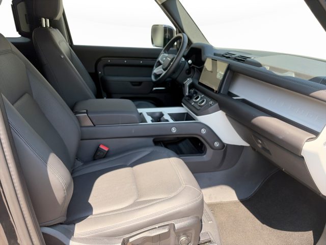 LAND ROVER Defender usata, con Airbag laterali