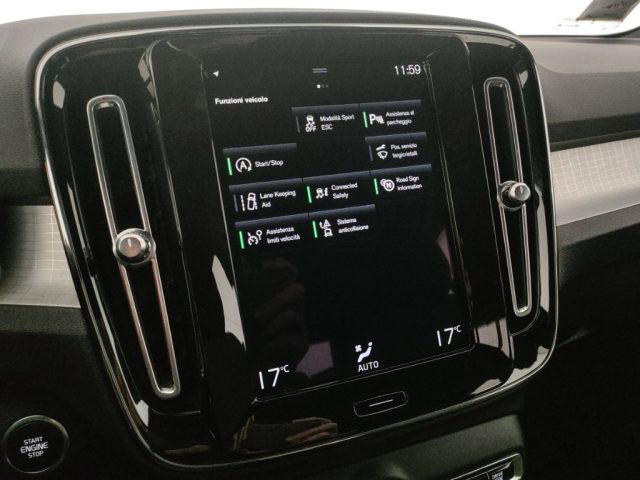 VOLVO XC40 usata, con Touch screen