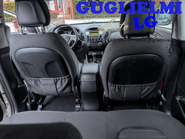 HYUNDAI iX35 usata, con Specchietti laterali elettrici