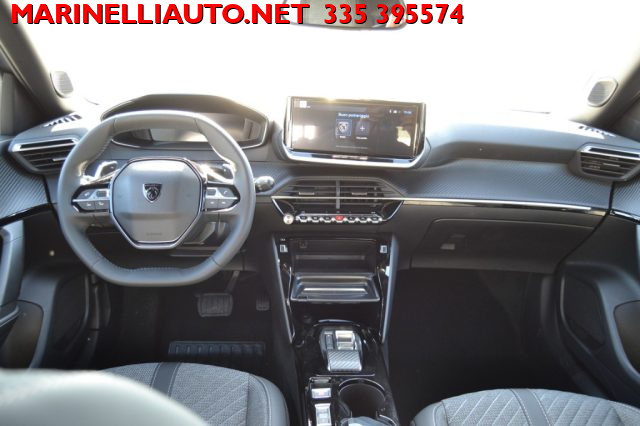 PEUGEOT 2008 usata, con Touch screen