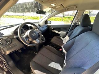 MAZDA 2 usata, con Climatizzatore