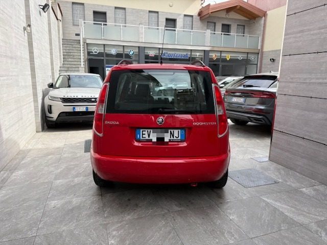 SKODA Roomster usata, con Autoradio