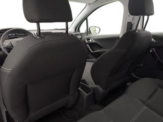 PEUGEOT 208 usata, con Sedile posteriore sdoppiato