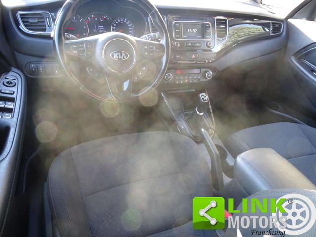 KIA Carens usata, con Touch screen