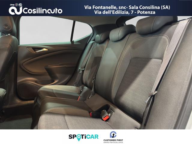 OPEL Astra usata, con Controllo trazione