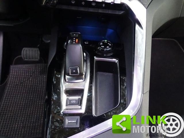 PEUGEOT 3008 usata, con Interni in pelle