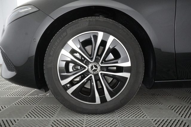 MERCEDES-BENZ A 180 usata 7
