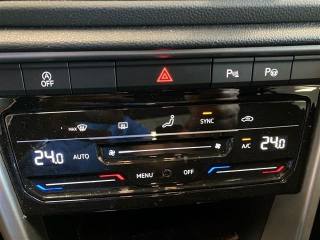 VOLKSWAGEN T-Roc usata 24