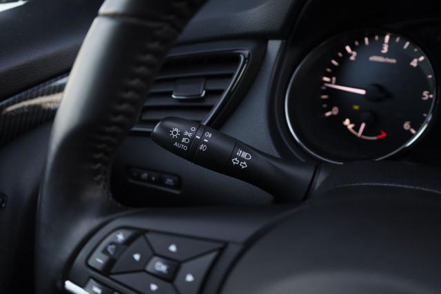 NISSAN X-Trail usata, con Sedile posteriore sdoppiato