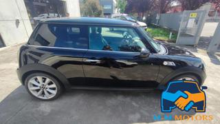 MINI Cooper S usata, con Autoradio